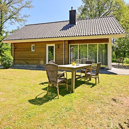 Chalet With Gorgeous View Of The Natural Surroundings Weerselo Exteriör bild