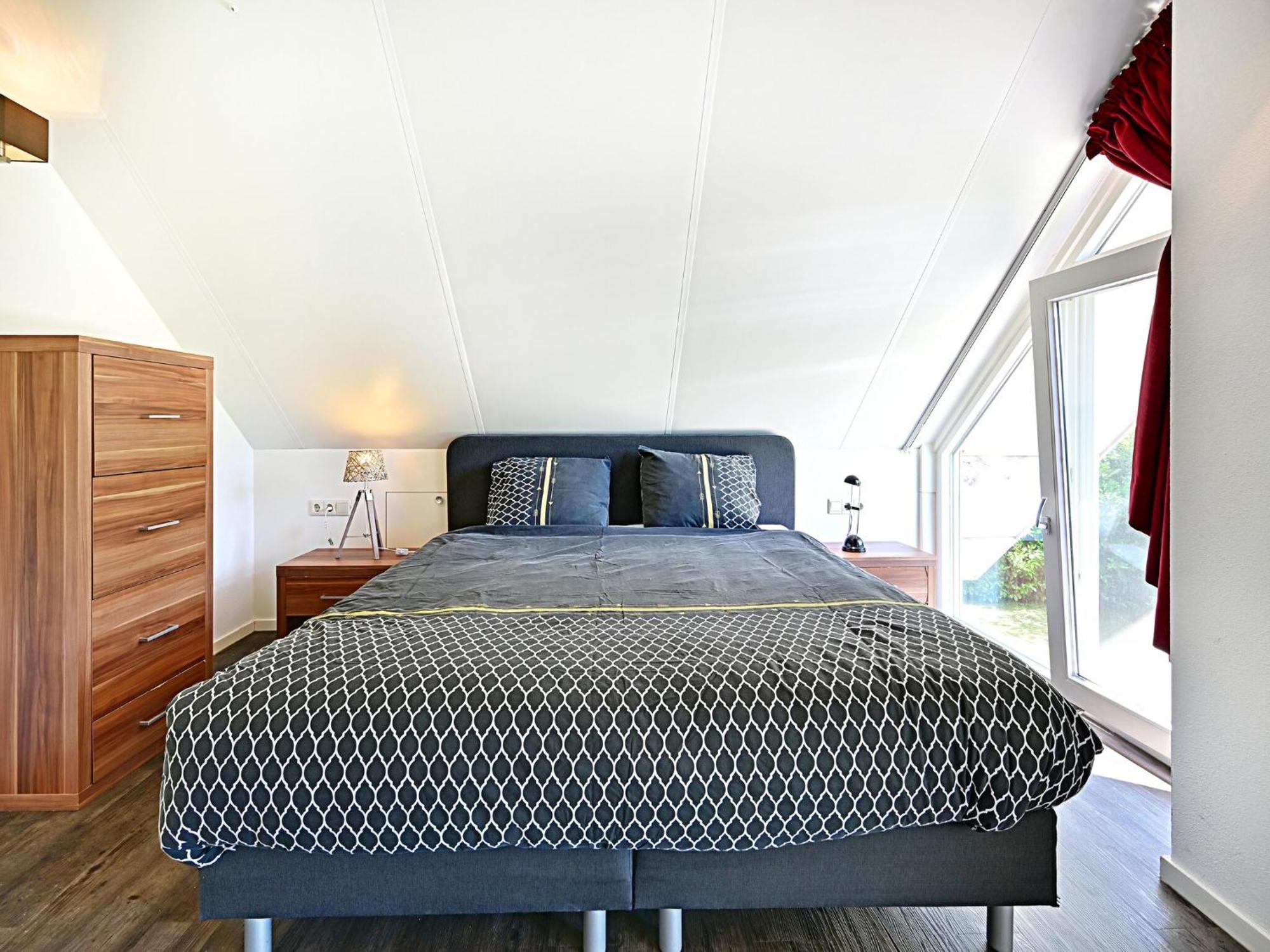 Chalet With Gorgeous View Of The Natural Surroundings Weerselo Exteriör bild