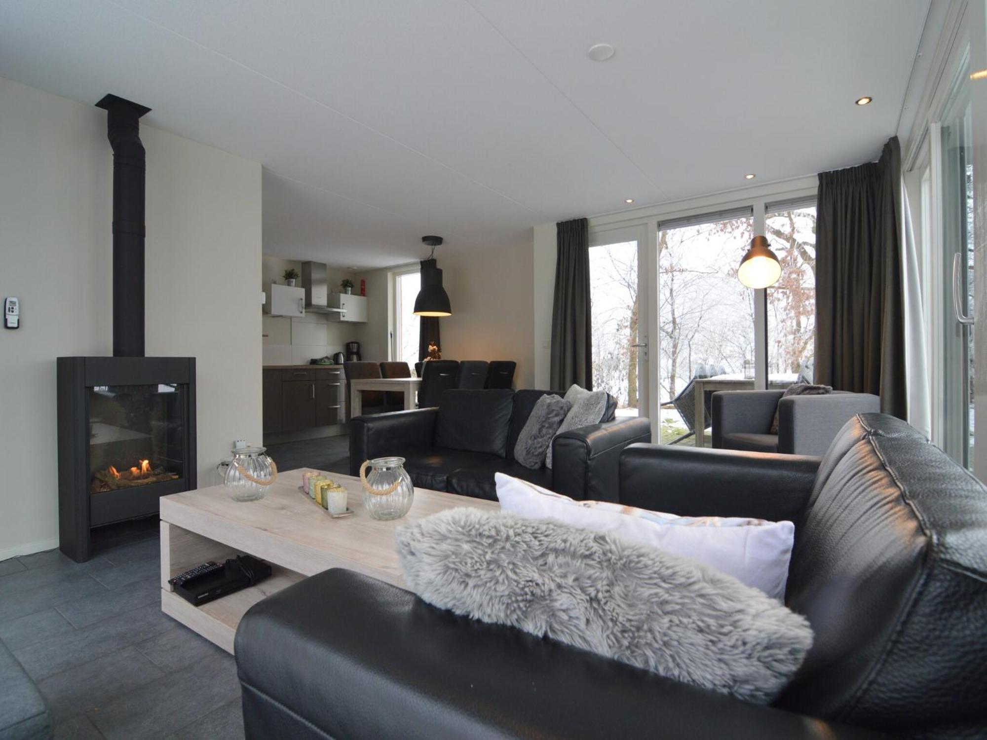 Chalet With Gorgeous View Of The Natural Surroundings Weerselo Exteriör bild